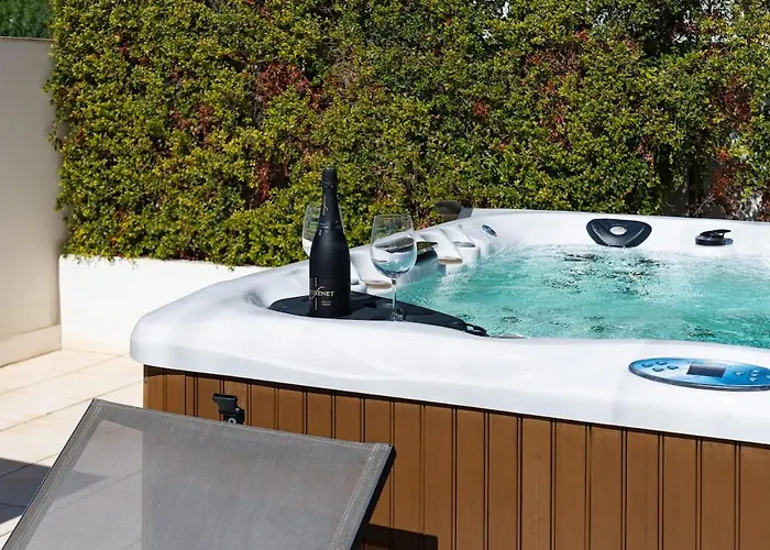 The Skyline 3 Bd Penthouse - Flamingos * Estepona