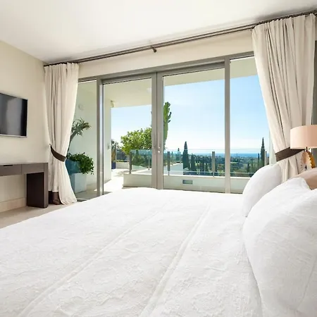 The Skyline 3 Bd Penthouse - Flamingos Estepona