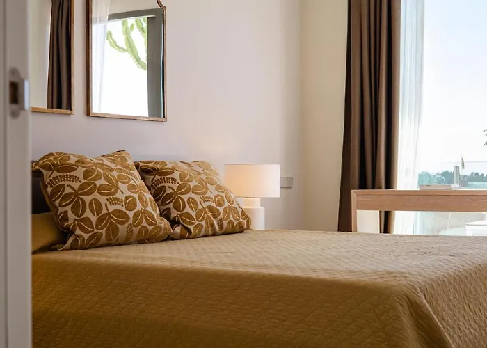 Апартаменты The Skyline 3 Bd Penthouse - Flamingos